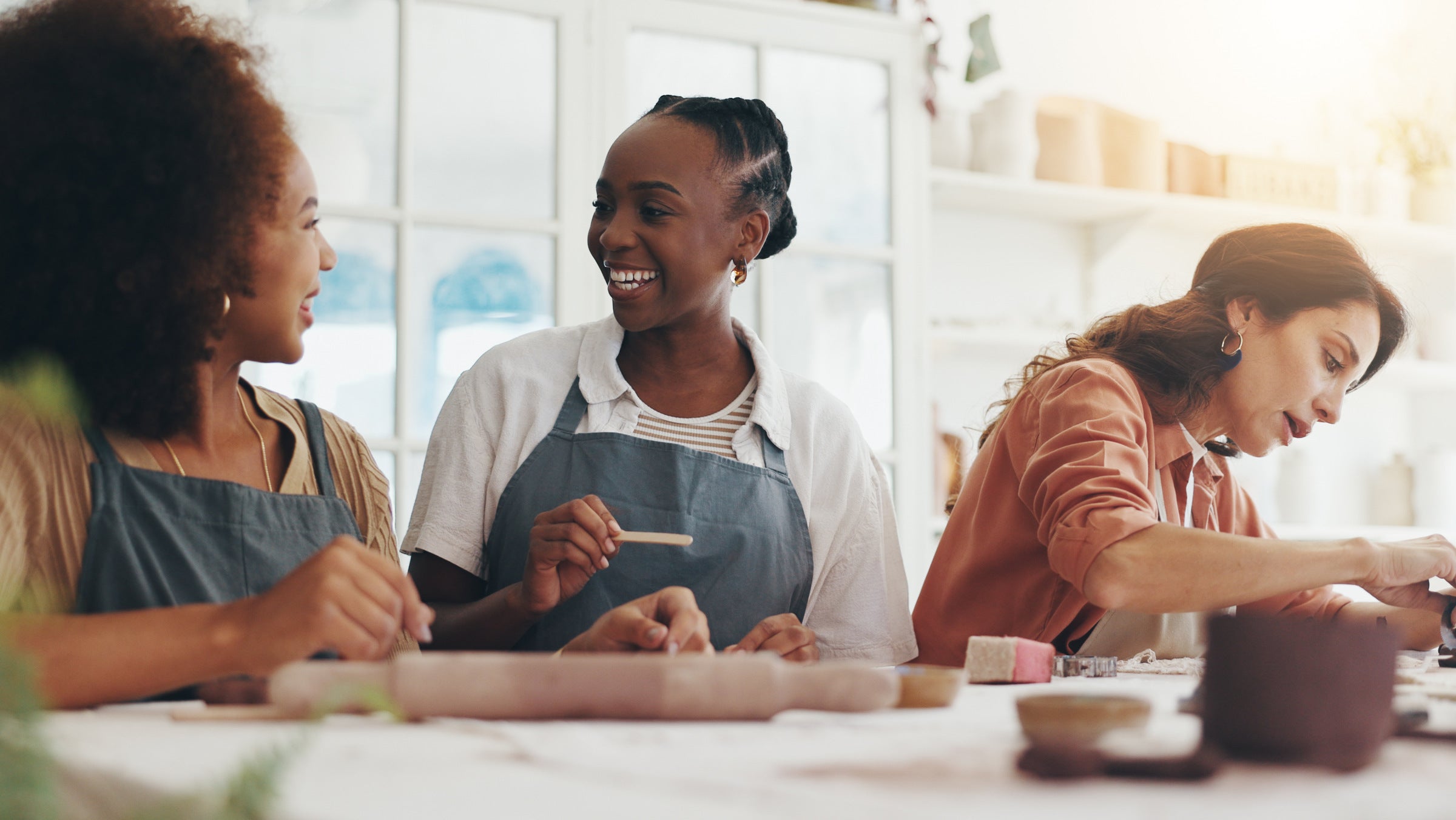 make new women friends in london